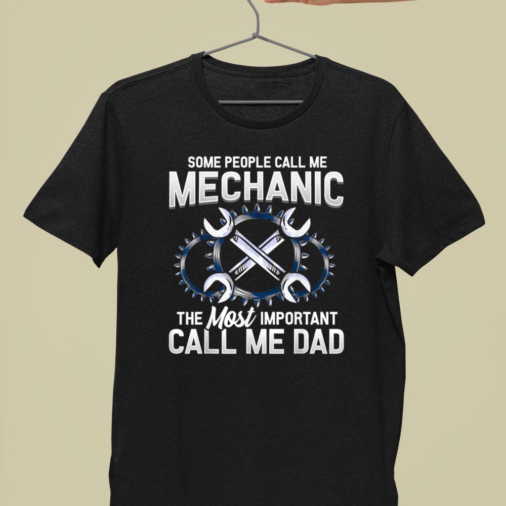 Thebestfathersonsmatchingshirts Mechanic Dad Mechanics Fathers Day Dads Birthday Gift Unisex T-shirt