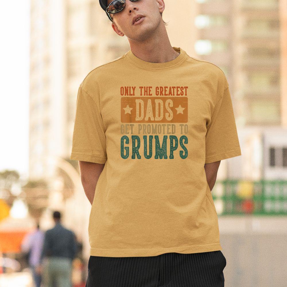 Thebestfathersonsmatchingshirts The Greatest Dads Get Promoted To Grumps Father's Day Unisex T-shirt